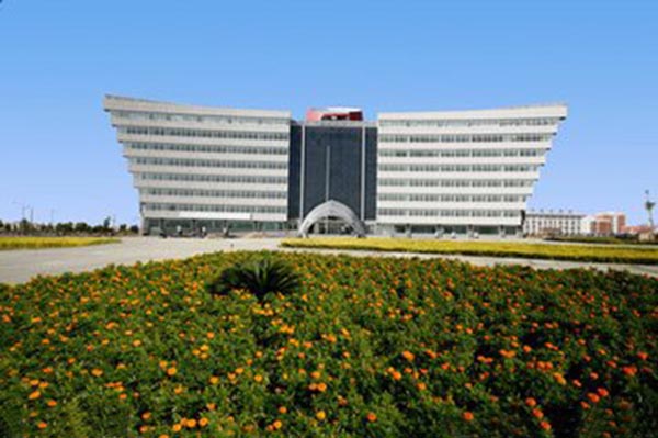 碳纖維布加固讓庫爾勒經(jīng)濟(jì)技術(shù)開發(fā)區(qū)管委會(huì)辦公大樓重放光彩