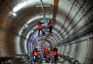地鐵、隧道使用化學(xué)錨栓