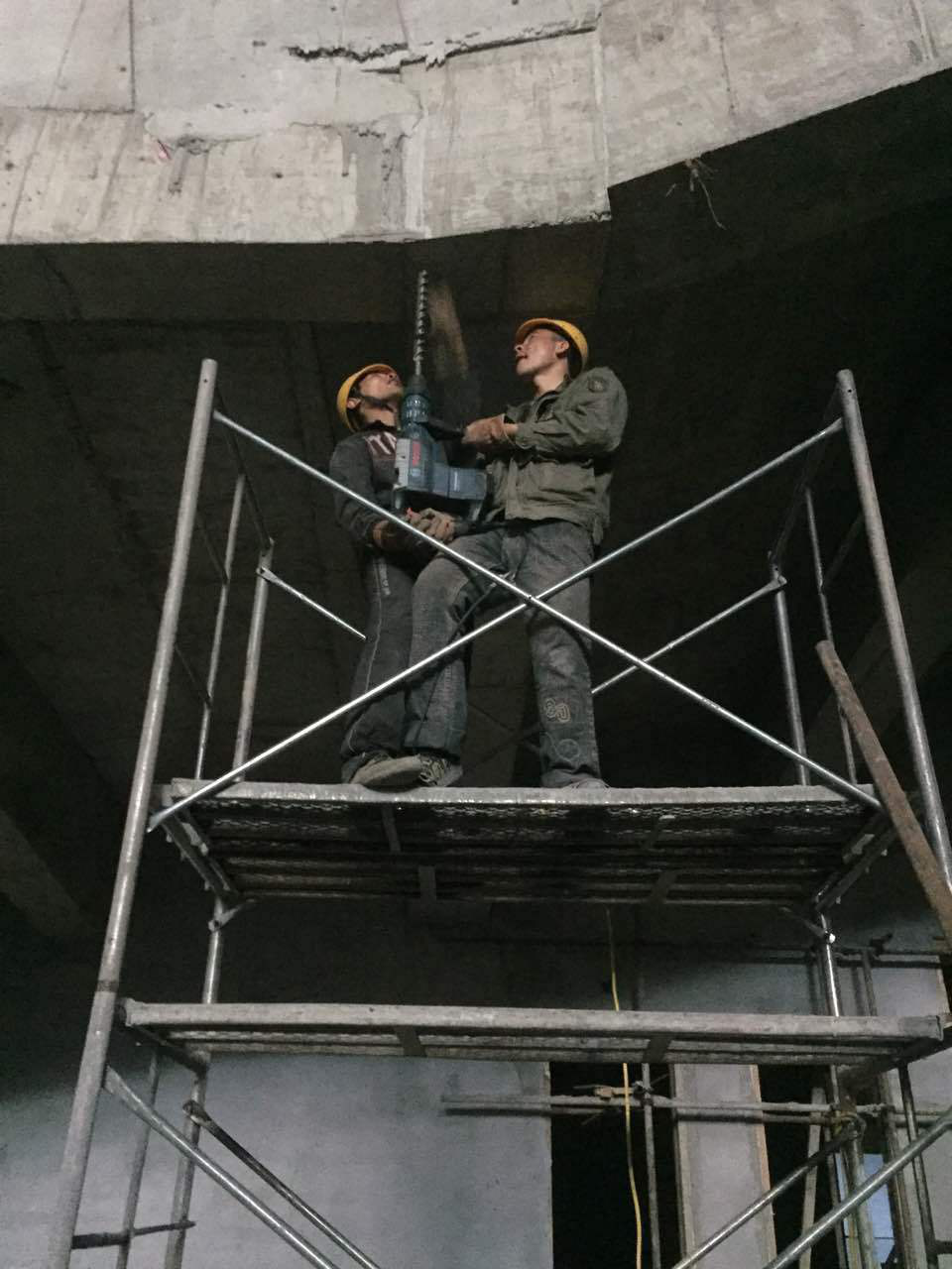 定型化學(xué)錨栓