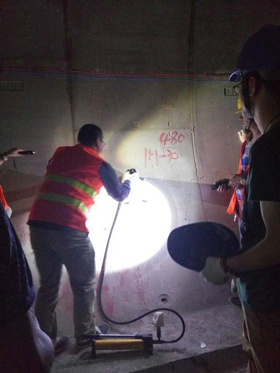 南京曼卡特免費(fèi)給化學(xué)錨栓項(xiàng)目蘇州地鐵拉拔實(shí)驗(yàn)