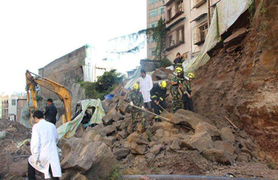 用優(yōu)質(zhì)植筋膠加固，才能有效避免坍塌！