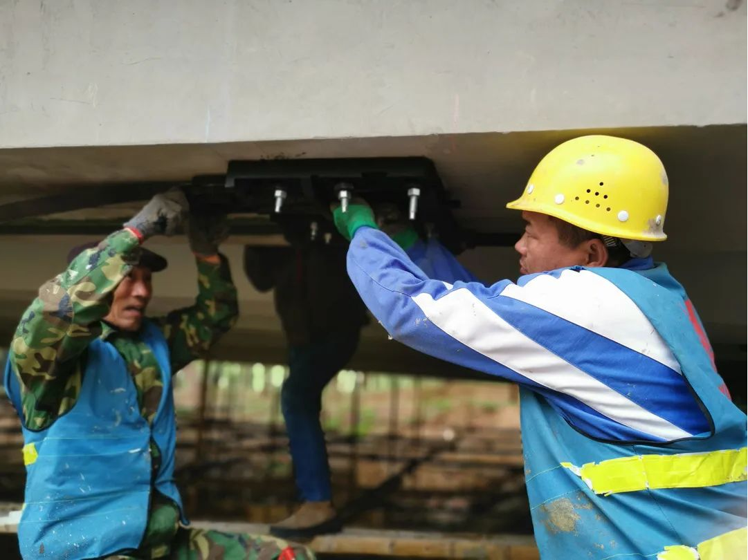 能工巧匠、品質(zhì)優(yōu)先