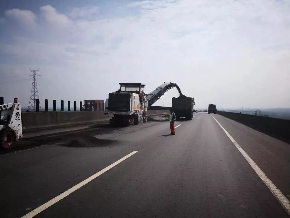 揭秘曼卡特膠粘模擴(kuò)底錨栓為何能用于富灣特大橋的修建？